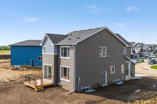 37 Sora Gardens Se, Calgary, AB - Outdoor With Exterior