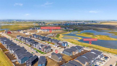 37 Sora Gardens Se, Calgary, AB - Outdoor With View