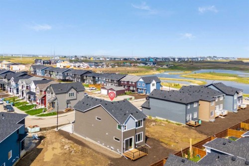 37 Sora Gardens Se, Calgary, AB - Outdoor With View