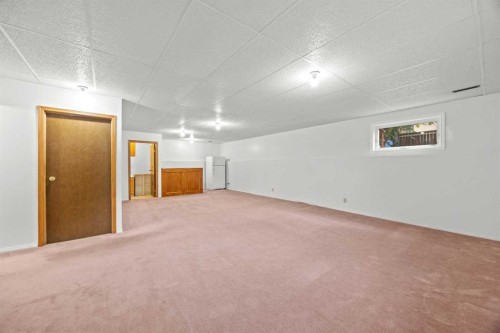 147 Whitlock Close Ne, Calgary, AB - Indoor Photo Showing Other Room
