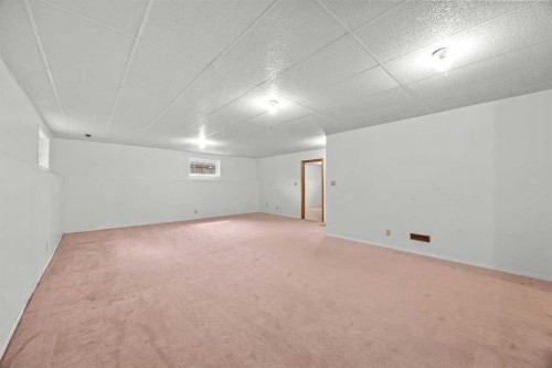 147 Whitlock Close Ne, Calgary, AB - Indoor Photo Showing Other Room