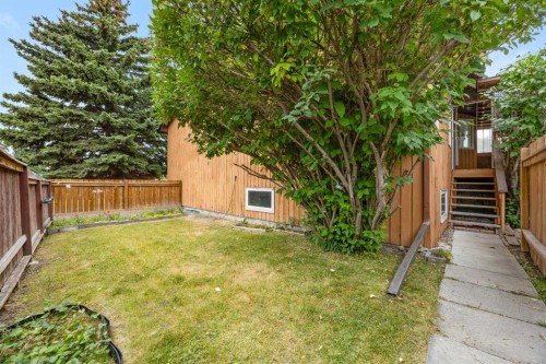 147 Whitlock Close Ne, Calgary, AB - Outdoor