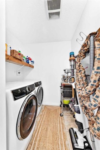 56 Cranarch Road Se, Calgary, AB - Indoor Photo Showing Laundry Room