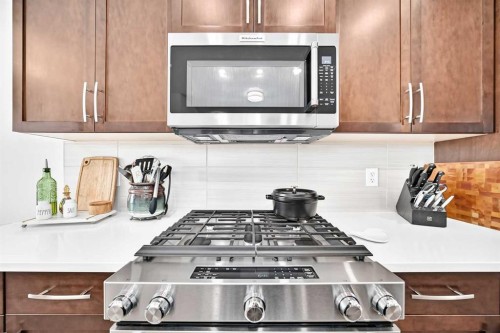 56 Cranarch Road Se, Calgary, AB - Indoor Photo Showing Kitchen