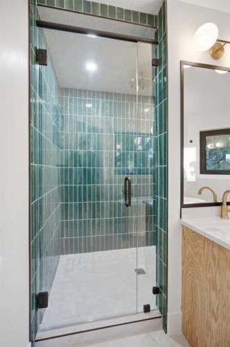 3 Varsity Ridge Terrace Nw, Calgary, AB - Indoor Photo Showing Bathroom