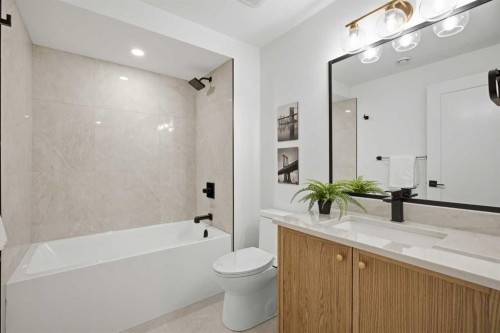 3 Varsity Ridge Terrace Nw, Calgary, AB - Indoor Photo Showing Bathroom