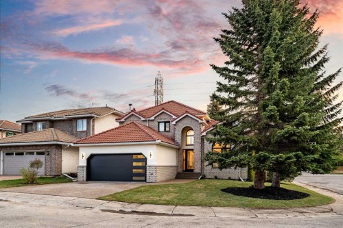 3 Varsity Ridge Terrace Nw, Calgary, AB - Outdoor With Facade