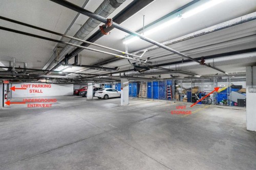 208-304 Cranberry Park Se, Calgary, AB - Indoor Photo Showing Garage