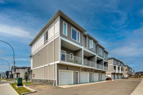 241 Saddlepeace Crescent Ne, Calgary, AB - Outdoor