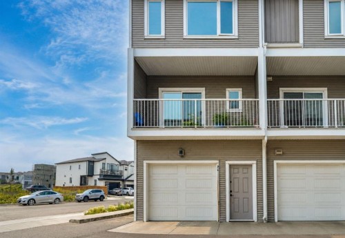 241 Saddlepeace Crescent Ne, Calgary, AB - Outdoor