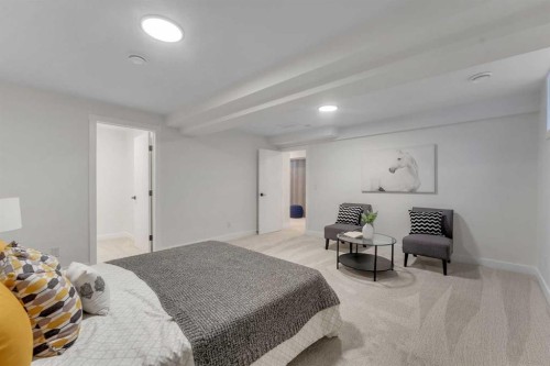 104 Oakmoor Place Sw, Calgary, AB - Indoor Photo Showing Bedroom