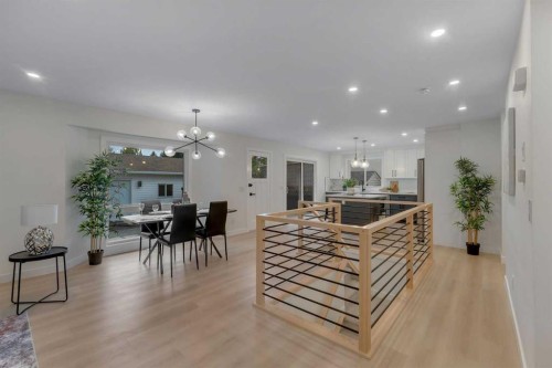104 Oakmoor Place Sw, Calgary, AB - Indoor Photo Showing Living Room