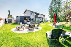 331 Royal Birch View NW Calgary, AB T3G 5K2