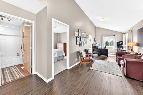 331 Royal Birch View Nw, Calgary, AB - Indoor Photo Showing Living Room