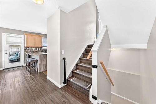 331 Royal Birch View Nw, Calgary, AB - Indoor Photo Showing Other Room