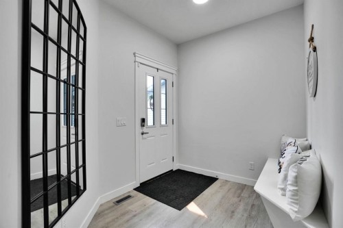 159 Hotchkiss Manor Se, Calgary, AB - Indoor Photo Showing Other Room