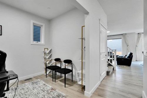 159 Hotchkiss Manor Se, Calgary, AB - Indoor Photo Showing Other Room