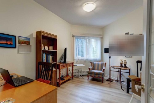 109-43 Westlake Circle, Strathmore, AB - Indoor