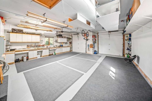 1 Eagle Landing, Canmore, AB - Indoor Photo Showing Garage