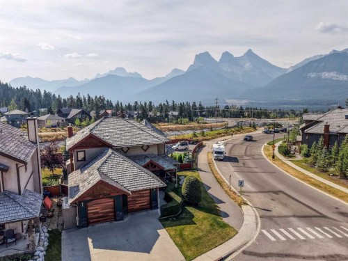 1 Eagle Landing, Canmore, AB - Outdoor With View