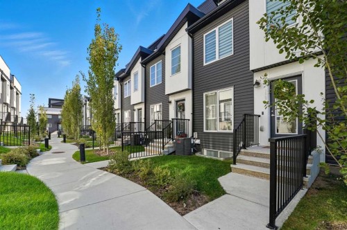 102-474 Seton Circle Se, Calgary, AB - Outdoor With Facade