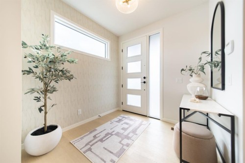 341 West Grove Lane Sw, Calgary, AB - Indoor Photo Showing Other Room