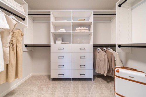 341 West Grove Lane Sw, Calgary, AB - Indoor With Storage