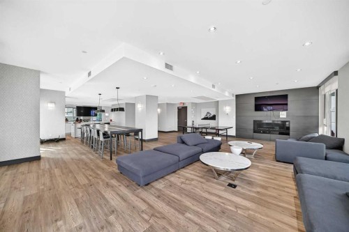 2908-1122 3 Street Se, Calgary, AB - Indoor Photo Showing Living Room