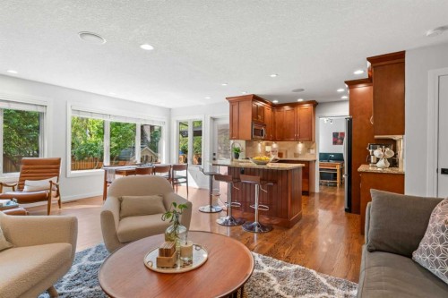 116 Sun Harbour Way Se, Calgary, AB - Indoor Photo Showing Living Room
