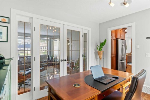 116 Sun Harbour Way Se, Calgary, AB - Indoor Photo Showing Dining Room