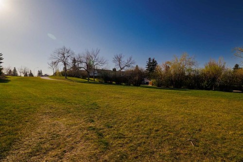 124 Whiteside Crescent Ne, Calgary, AB - Outdoor