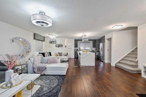 124 Whiteside Crescent Ne, Calgary, AB - Indoor Photo Showing Living Room