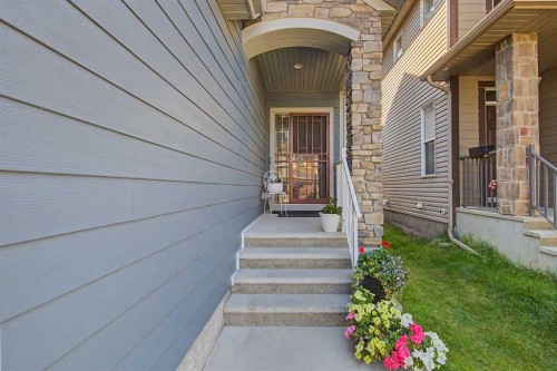 35 Legacy Row Se, Calgary, AB 