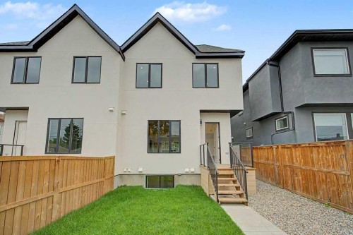8310 34 Avenue Nw, Calgary, AB - Outdoor With Exterior