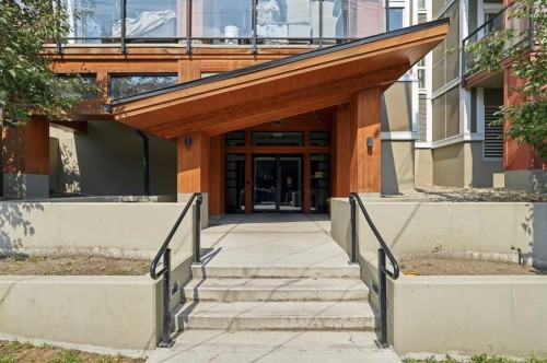 118-510 Edmonton Trail Ne, Calgary, AB - Outdoor