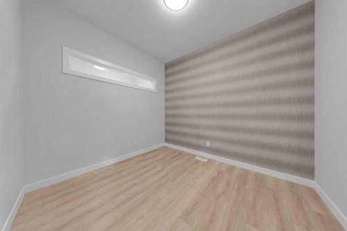 82 Belvedere Green Se, Calgary, AB - Indoor Photo Showing Other Room