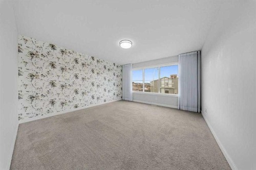 82 Belvedere Green Se, Calgary, AB - Indoor Photo Showing Other Room