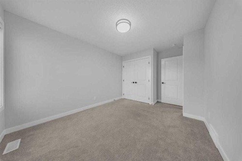 82 Belvedere Green Se, Calgary, AB - Indoor Photo Showing Other Room