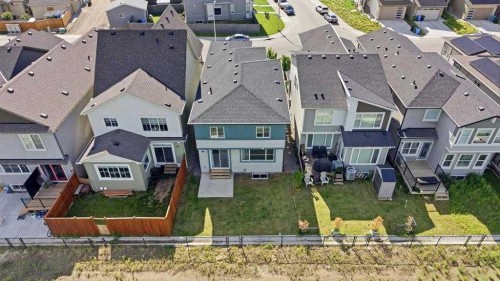 82 Belvedere Green Se, Calgary, AB - Outdoor
