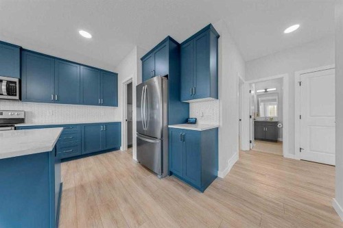 82 Belvedere Green Se, Calgary, AB - Indoor Photo Showing Kitchen With Stainless Steel Kitchen