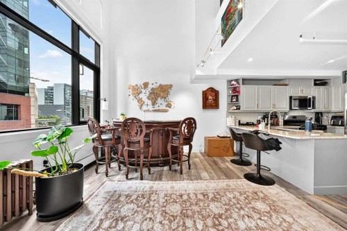 307-220 11 Avenue Se, Calgary, AB - Indoor