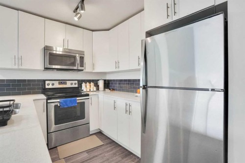 1312-181 Skyview Ranch Manor Ne, Calgary, AB - Indoor Photo Showing Kitchen With Stainless Steel Kitchen