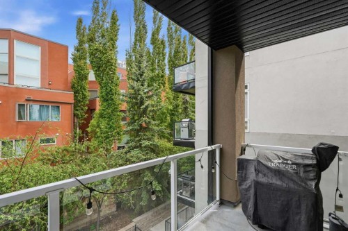 305-532 5 Avenue Ne, Calgary, AB - Outdoor With Balcony With Exterior