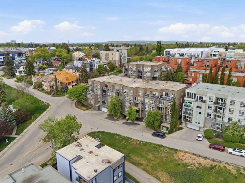 305-532 5 Avenue Ne, Calgary, AB - Outdoor With View