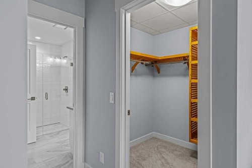 409-1105 Spring Creek Drive, Canmore, AB - Indoor Photo Showing Other Room