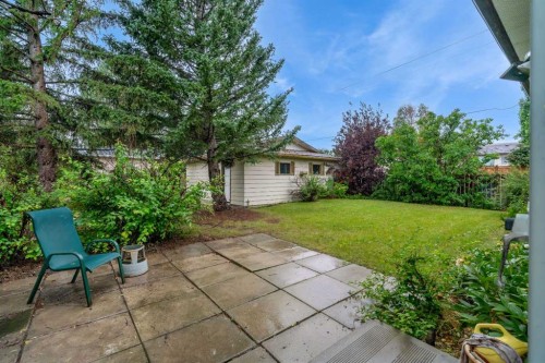 5811 11 Street Nw, Calgary, AB - Outdoor