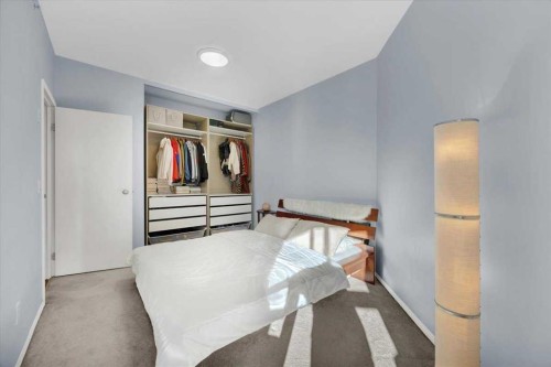 1108-73 Erin Woods Court Se, Calgary, AB - Indoor Photo Showing Bedroom