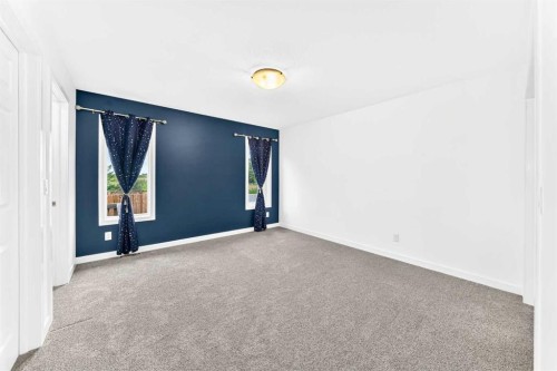18 Julia Place, Didsbury, AB - Indoor Photo Showing Other Room