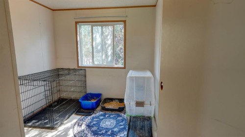 428 57 Avenue West, Claresholm, AB - Indoor Photo Showing Other Room