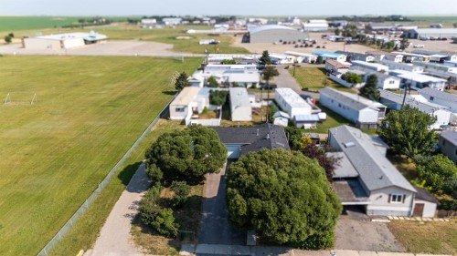 428 57 Avenue West, Claresholm, AB - Outdoor With View